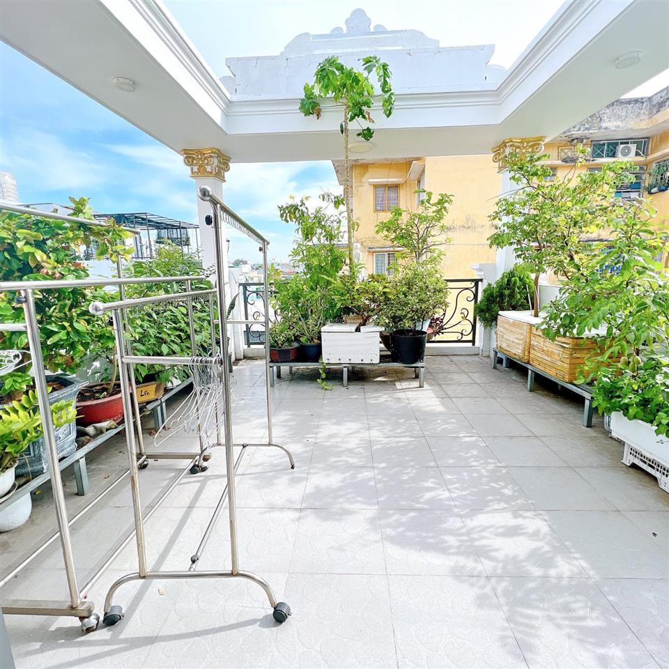 Nhà 3 lầu 5pn (4.5x11m) hẻm xe hơi đường bùi minh trực p.6 quận 8   0933 862 *** sương