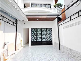 Nhà 2 tầng (5x22m) vị trí đẹp gần mt đường đặng chất cầu chữ y quận 8