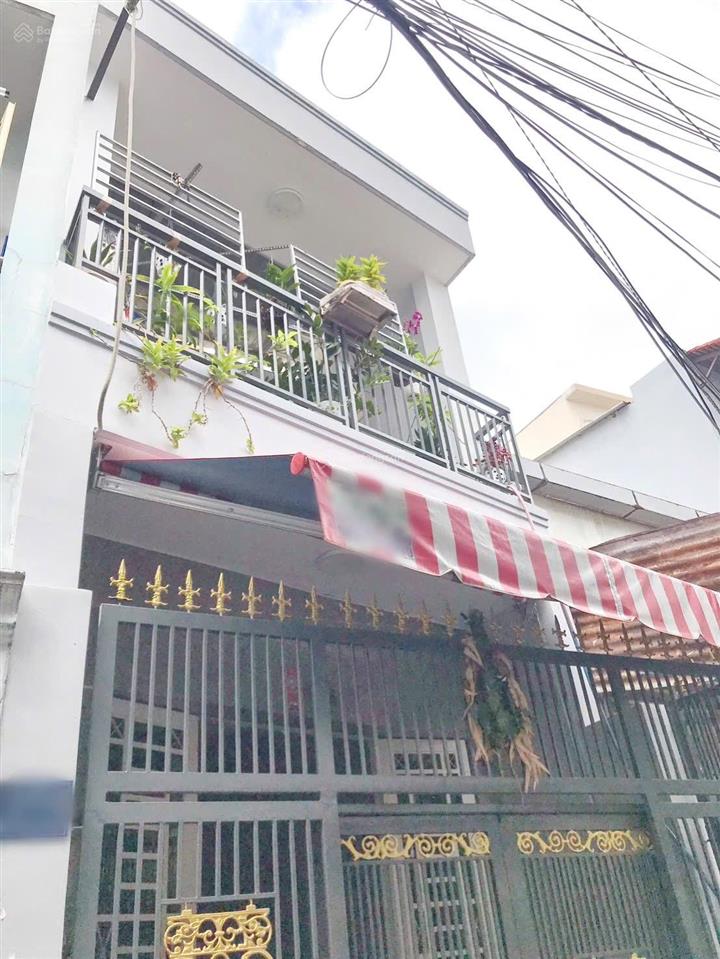 Nhà 1 lầu gần hxh đường âu dương lân  tttm parc mall quận 8