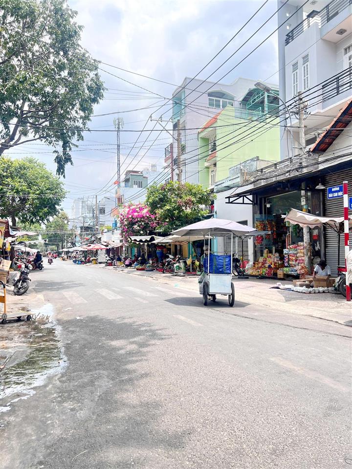 Căn góc 2 mặt tiền (7x18m) ngay chợ đào cam mộc  phạm thế hiển quận 8