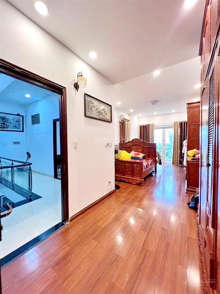 Biệt thự 2 lầu (8x20m) mặt tiền kdc cao lỗ  gần tttm parc mall quận 8