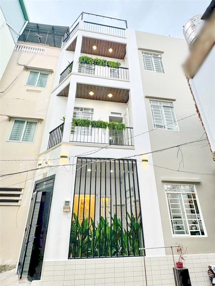 Quận 8 nhà đẹp 2 lầu sát mặt tiền âu dương lân  cầu chữ y  tttm parc mall