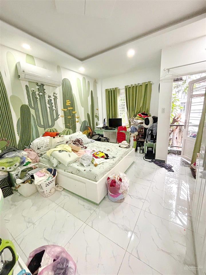 [quận 8] nhà 2 lầu (4.1x20m) gần chợ bùi minh trực  bông sao