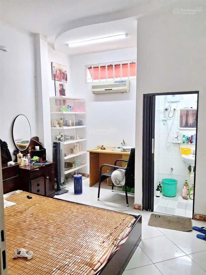 Nhà 2 tầng hẻm xe hơi âu dương lân  gần cầu chữ y quận 8