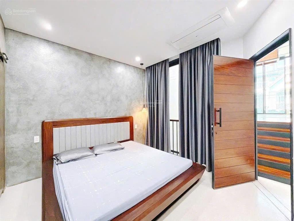 Nhà 2 tầng 6x10m  hẻm xe hơi đường lâm văn bền quận 7  nhỉnh 8 tỷ