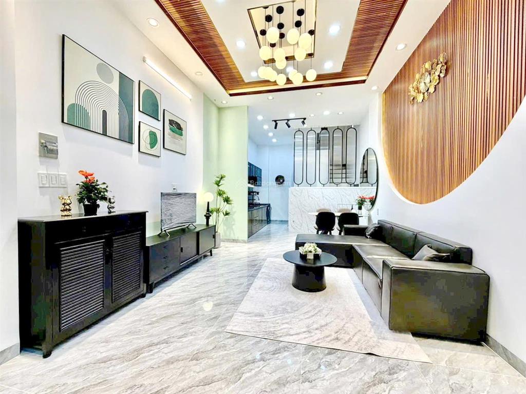 Nhà mới 3 tầng gần mt đường phạm hùng cầu nguyễn tri phương quận 8