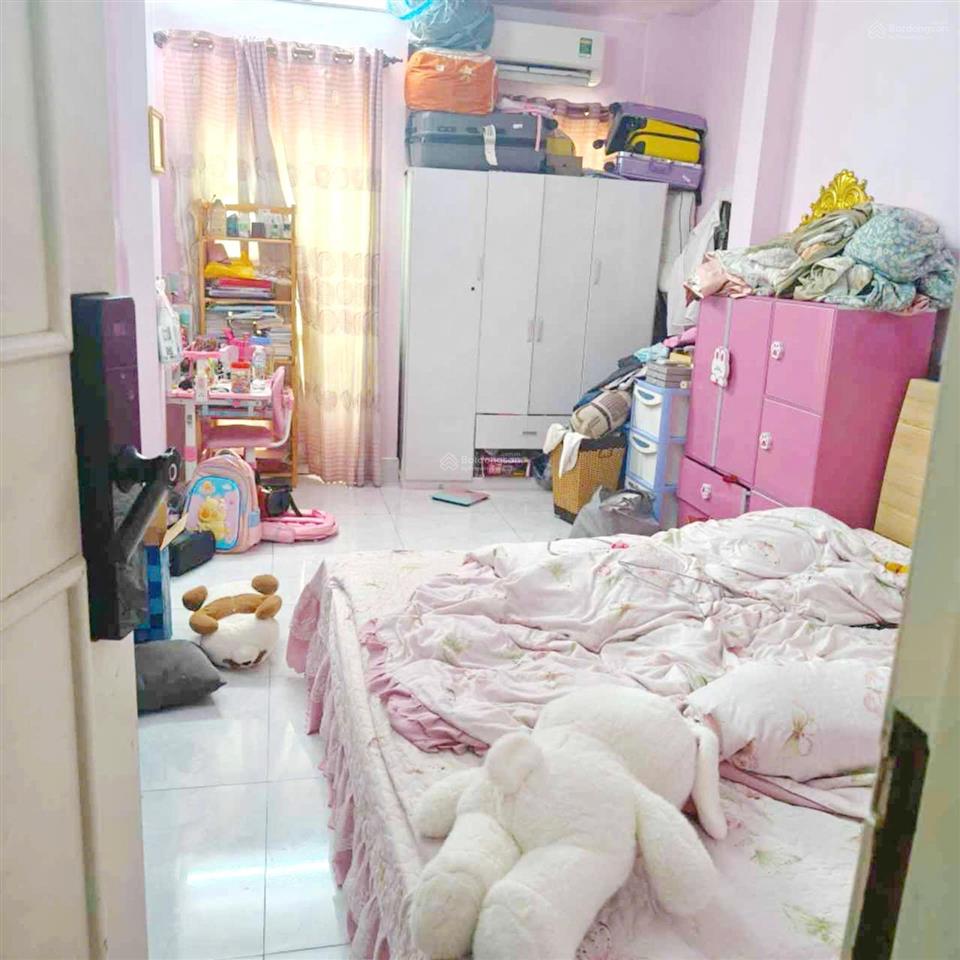 Nhà 4 tầng mặt tiền kd đường hưng phú quận 8  gần cầu nguyễn tri phương giáp quận 5