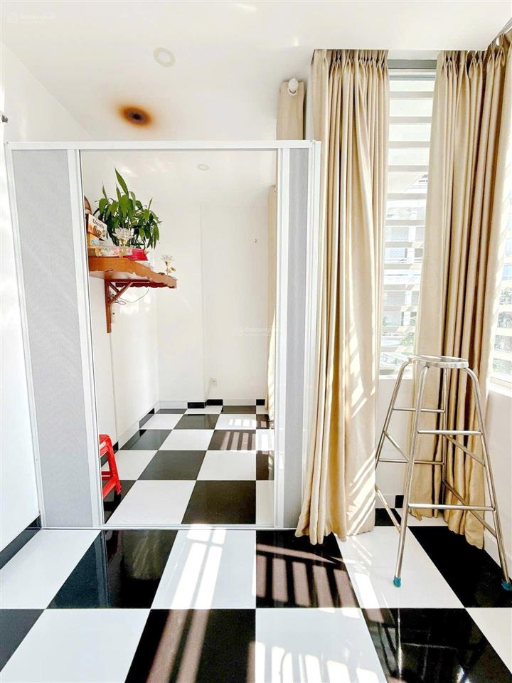 Quận 7 nhà 3 tầng [4.8x9m] hxh gần mặt tiền trần xuân soạn bv tân hưng