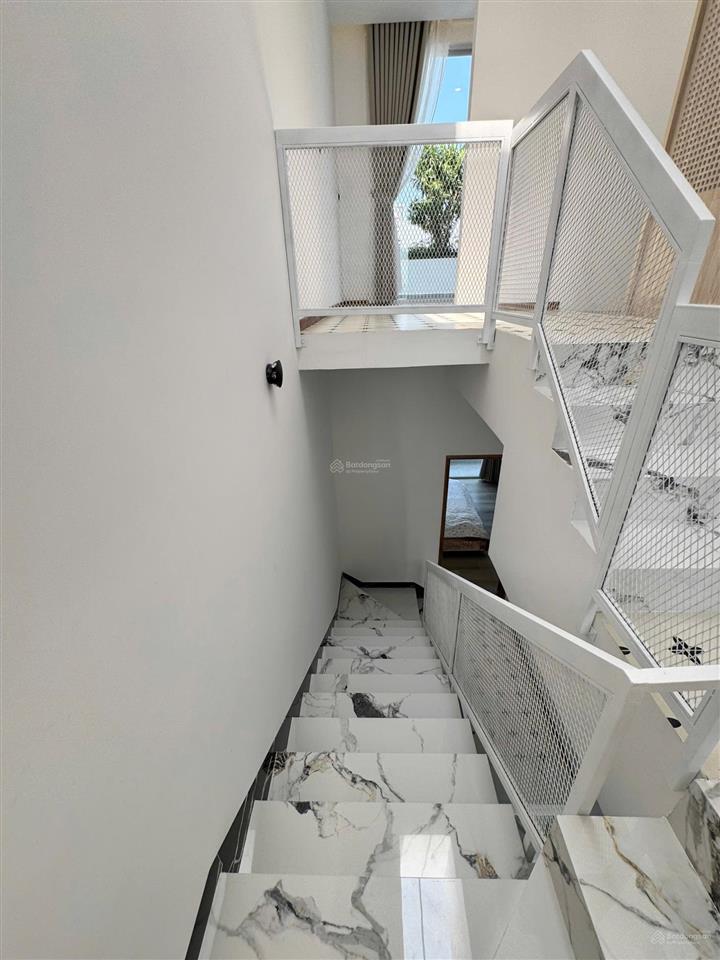 Nhà 3 tầng kiệt trần hoành nam việt á dòng tiền 40tr/tháng