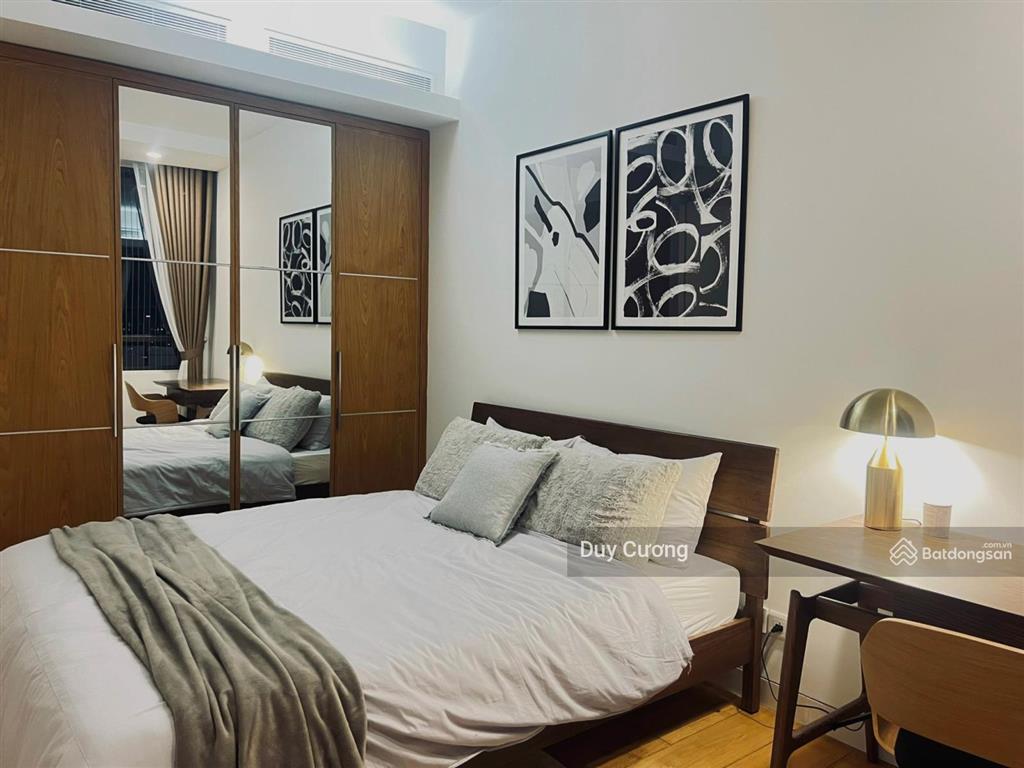 Cho thuê căn hộ 2 phòng ngủ, tầng 18 indochina plaza, xuân thủy