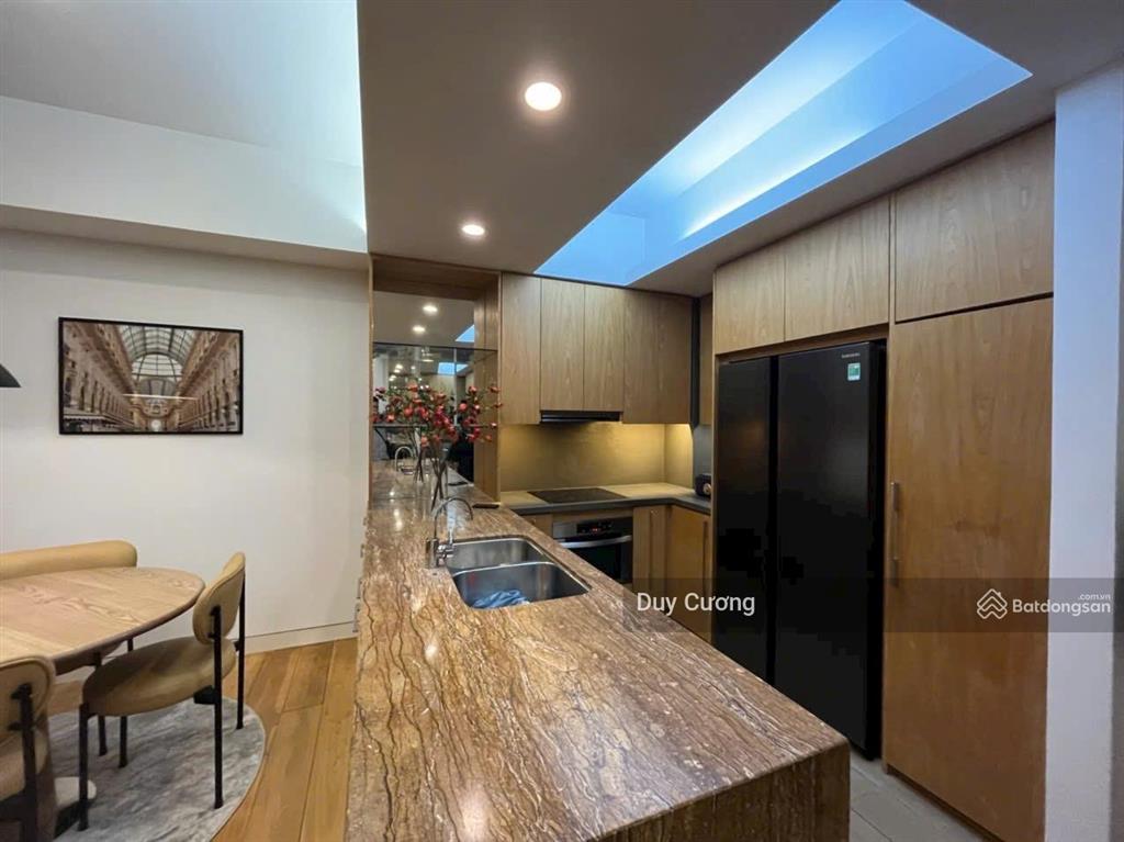 Cho thuê căn hộ 2 phòng ngủ, tầng 18 indochina plaza, xuân thủy