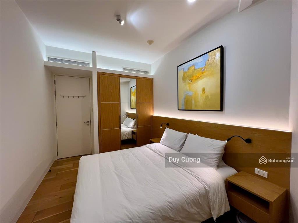 Cho thuê 3 phòng ngủ, 128m2, tháp đông, tầng 23 indochina plaza xuân thủy, iph