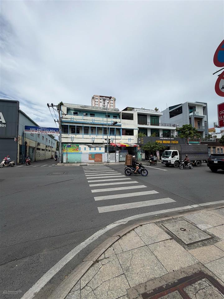 Cho thuê kho 1.000m² mặt tiền lũy bán bích, tân phú