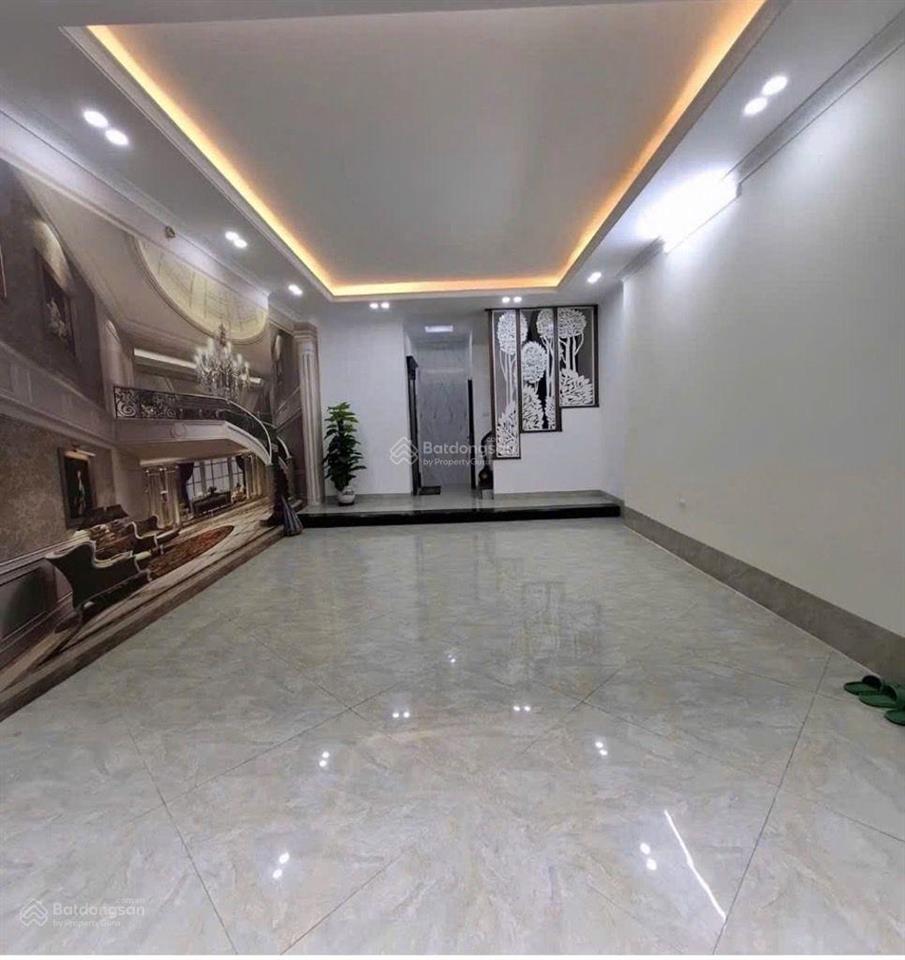 Chính chủ bán nhà 80 m2 giá hơn 10 tỷ ô tô ngũ trông nhà .ngọc hồi nhà 2 mặt .nhà ven hồ rất đẹp