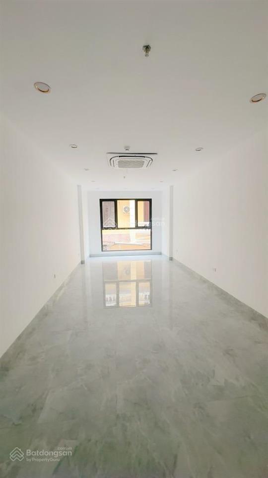 Chính chủ bán nhà 80 m2 giá hơn 10 tỷ ô tô ngũ trông nhà .ngọc hồi nhà 2 mặt .nhà ven hồ rất đẹp