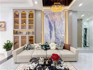 Nhà mới 4 tầngđào tông nguyênvừa ở vừa kdhẻm lớngiá chỉ hơn 7 tỷcách q7 chỉ 5p