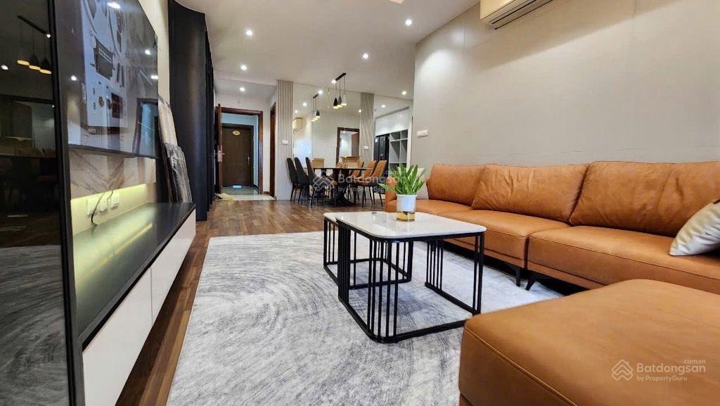 Bán căn hộ tòa b8, 96 định công, thanh xuân, 124m2, 7.x tỷ, 3 pn, 2wc, sổ đỏ cc, full nội thất đẹp.