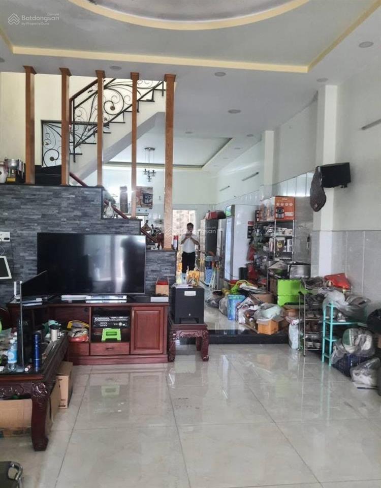 Bán nhà 4x15m. giá 2,2 tỷ. hẻm 1/ đường an bình. gần bệnh viện an bình. nhà đang cho thuê 12 triệu.