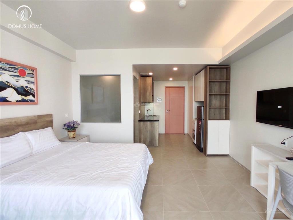 Cho thuê căn hộ ban công full nội thất siêu xinh gần tdtu, ufm quận 7
