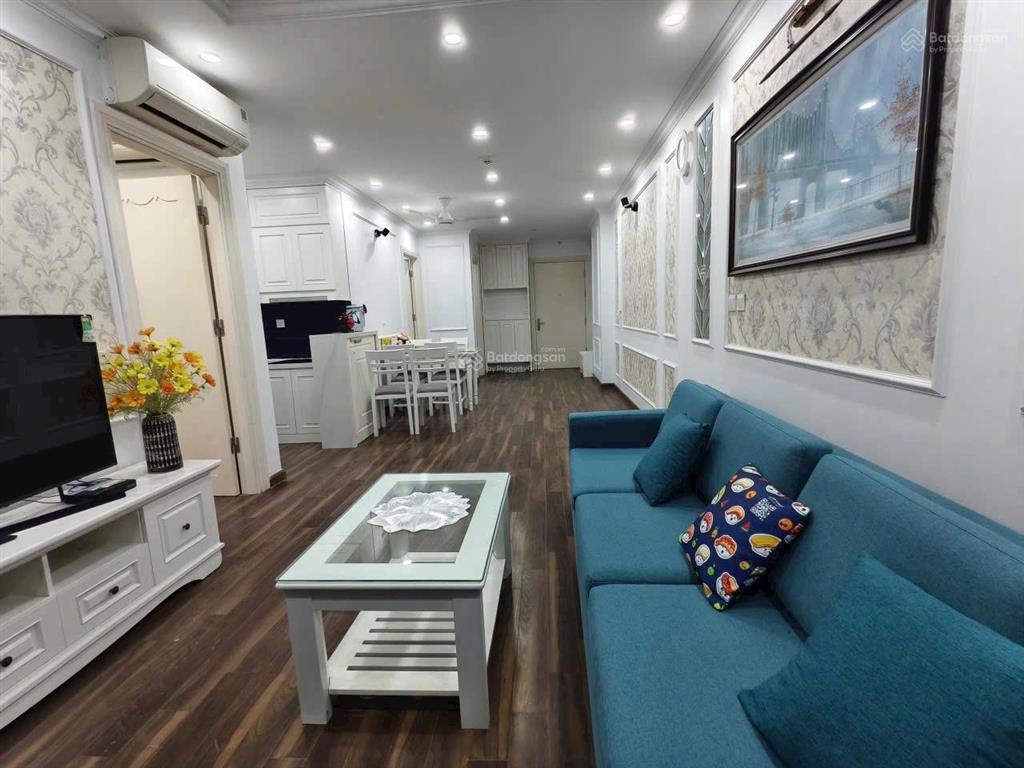 Tôi cần bán căn chung cư kđt sài đồng căn góc full nội thất 75m2, 2 ngủ, 2 ban công. giá tl