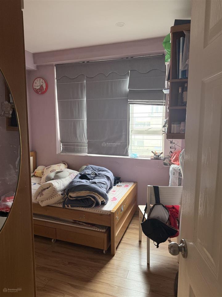 Bán căn chung cư sài đồng  bc đông nam. 70m2, 2 ngủ, 1vs có thể sua thành 2 vs. giá 4.2 tỷ có tl