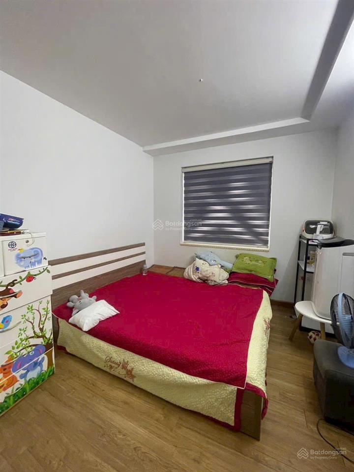 Cần bán căn chung cư lô góc  bc đông nam. dt 70m2, 2 ngủ, 1vs (có thể sửa thành 2vs), 2 ban công