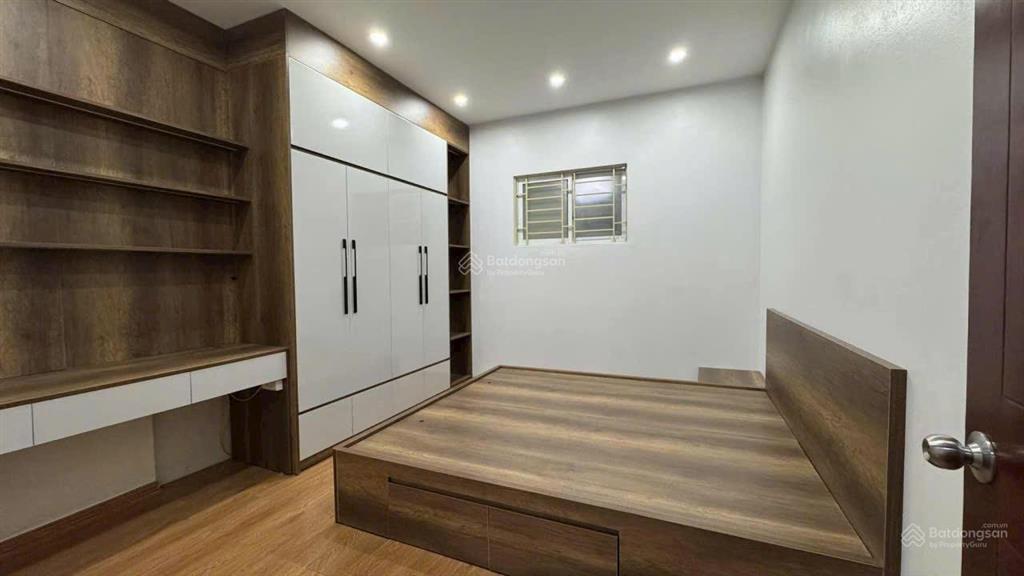 Bán căn chung cư giá tốt nhất ruby 3  bc đông nam. 50m2, 2 ngủ, 2vs. giá 3.06 tỷ