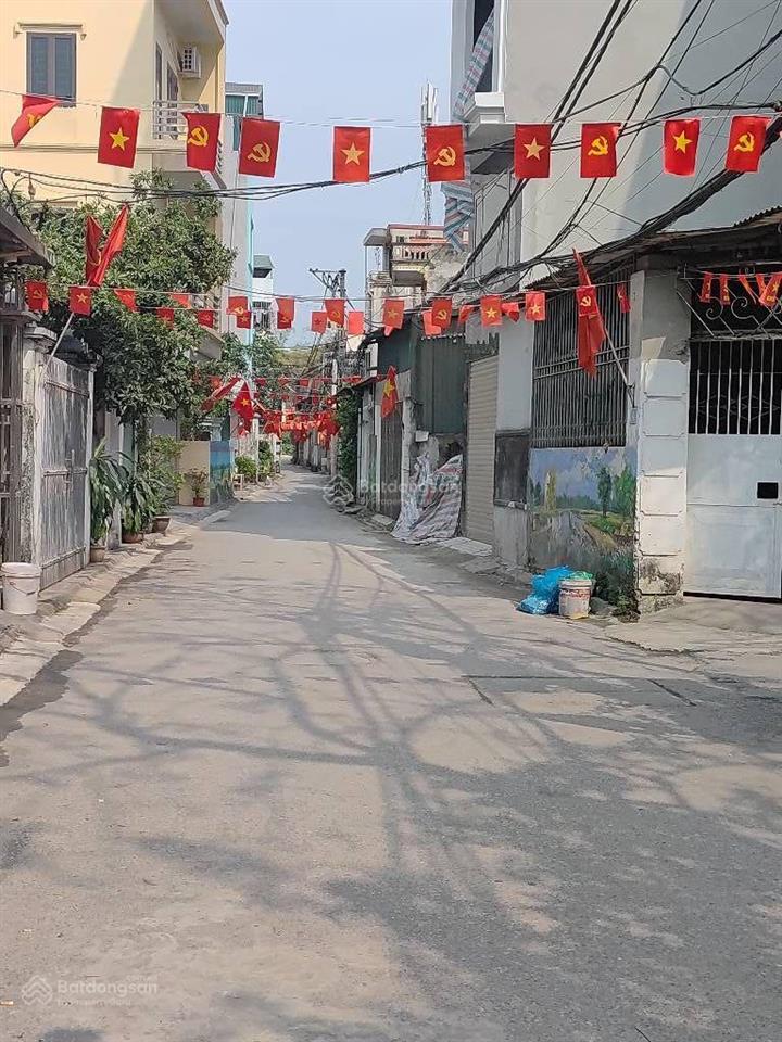Bán đất phúc lợi  cách oto tránh 50m  ngõ thông  cần bán sớm. dt33m2,mt4m. giá tl