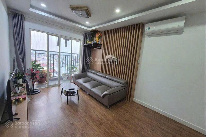 Chính chủ cần bán căn chung cư toà ct11 kim văn kim lũ. dt60/63m2 , 2 ngủ,2vs. giá thương lượng.
