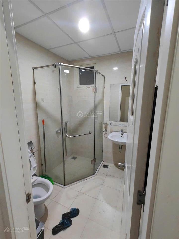 Chính chủ cần bán căn chung cư toà ct11 kim văn kim lũ. dt60/63m2 , 2 ngủ,2vs. giá thương lượng.