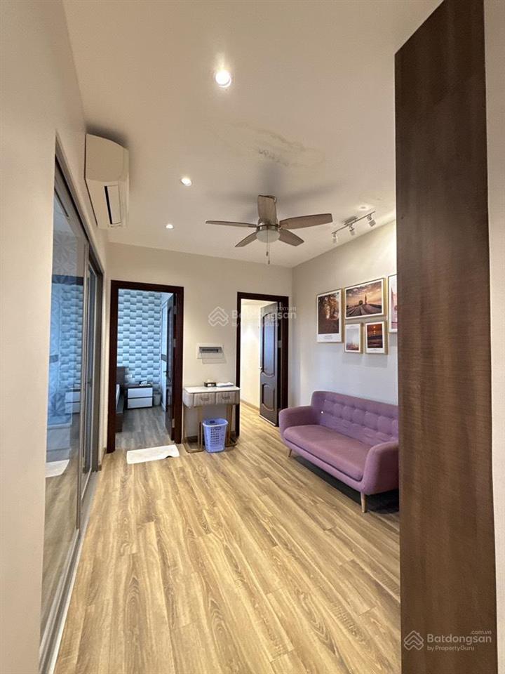 Bán biệt thự khu nguyệt quế  vinhomes long biên lô góc  3 mặt thoáng. dt179m2,4 tầng, thang may