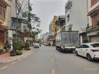 Tôi cần bán gấp đất đa tốn  đường oto 7 chỗ vào cách oto tránh 10m. full thổ cư  365m2,mt12,5m