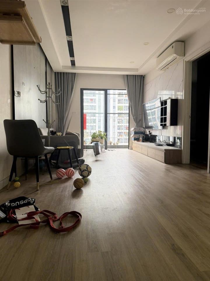 Cho thuê căn hope view nội khu  nội thất đầy đủ ( thiếu máy giặt). 70m2, 2 ngủ,2vs. giá9tr/tháng.