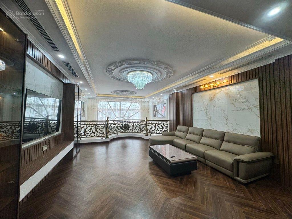 Bán nhà phân lô gần công viên thạch bàn  vỉa hè  kinh doanh đường xe tải tránh  thang máy