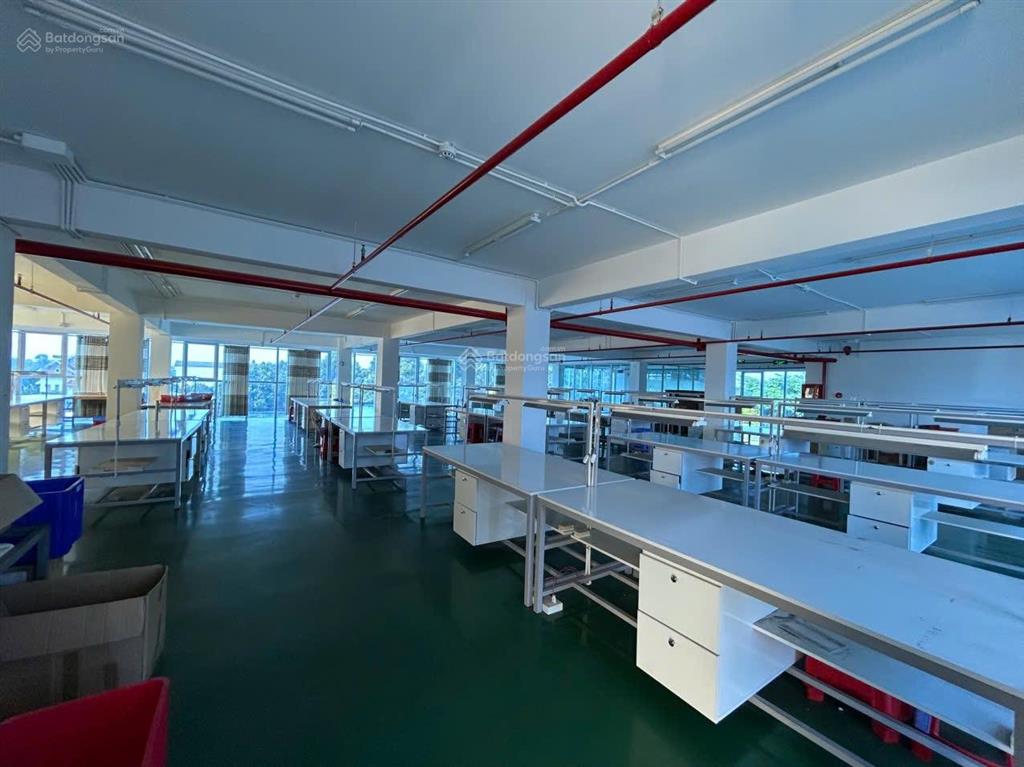 Bán gấp nhà mặt phố hồ văn cống vỉa hè lô góc  890m2, 7 tầng, thang máy siêu kinh doanh.890m2