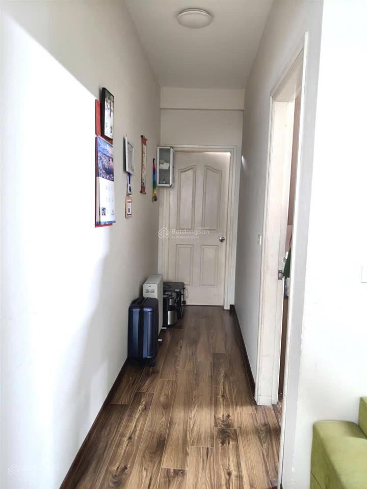 Bán căn chung cư toà no11a căn góc bc đông nam kđt sài đồng. 70m2, 2 ngủ, 1vs. giá tl