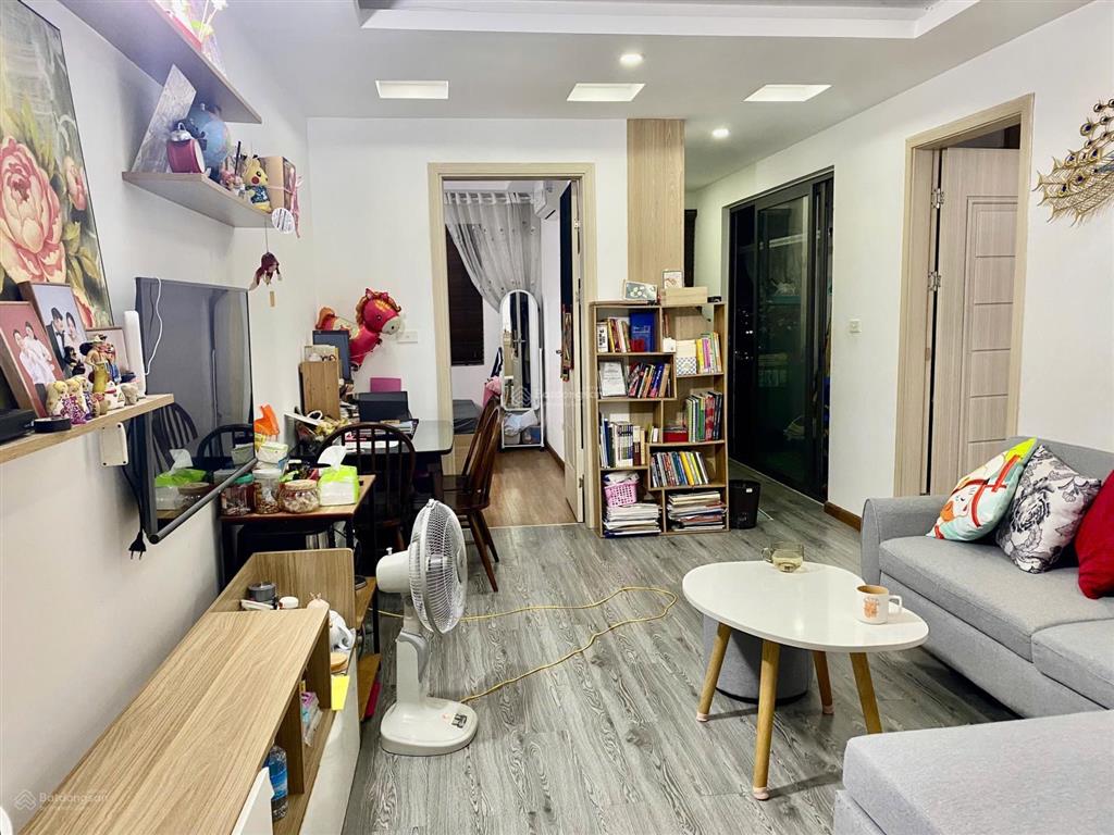 Chính chủ cần bán căn chung cư ruby ct3 phúc lợi  tầng 16  full nội thất. dt57m2,2 ngủ,2vs.