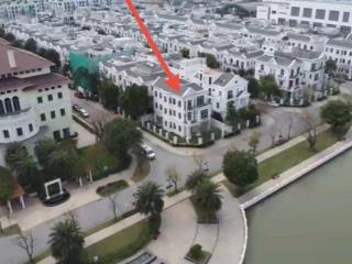 Bán biệt thự khu nguyệt quế  căn góc view trước mặt hồ hamony đơn lập bt thô. dt391m2,.