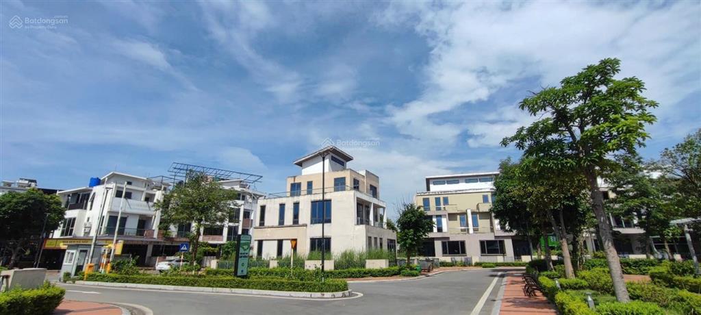 Chính chủ bán căn biệt thự đơn lập lan viên  căn góc  4 mặt tiền  kinh doanh đỉnh.350m2,mtm.