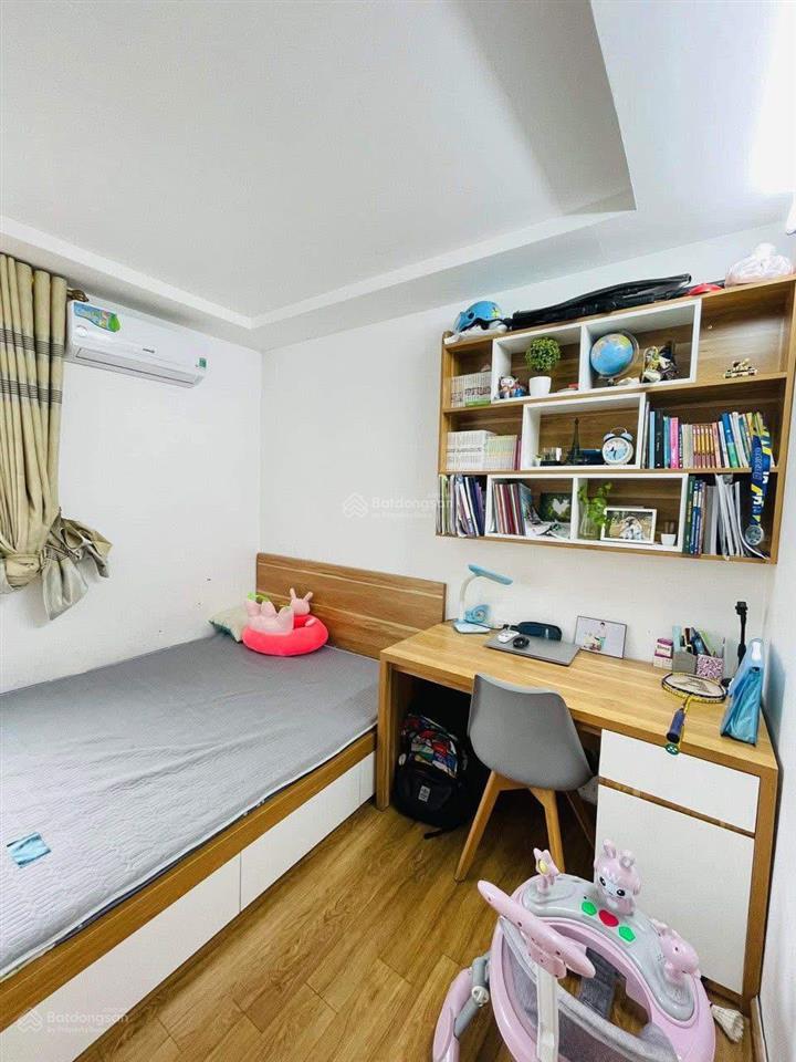 Bán căn chung cư 50m2, 2 phòng ngủ, 2 vs toà ruby ct3 full nội thất. giá tốt 2.75 tỷ