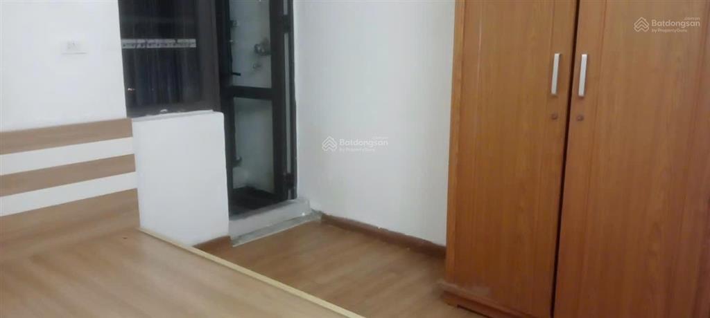 Bán căn chung cư 50m2, 2 phòng ngủ, 2 vs toà ruby ct3 full nội thất. giá tốt 2.75 tỷ