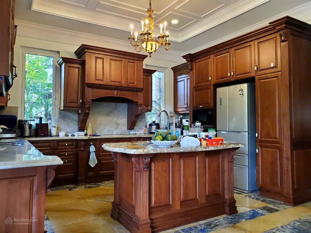 Bán biệt thự khu hoa lan vinhomes riverside long biên  340m², thang máy. giá tốt.