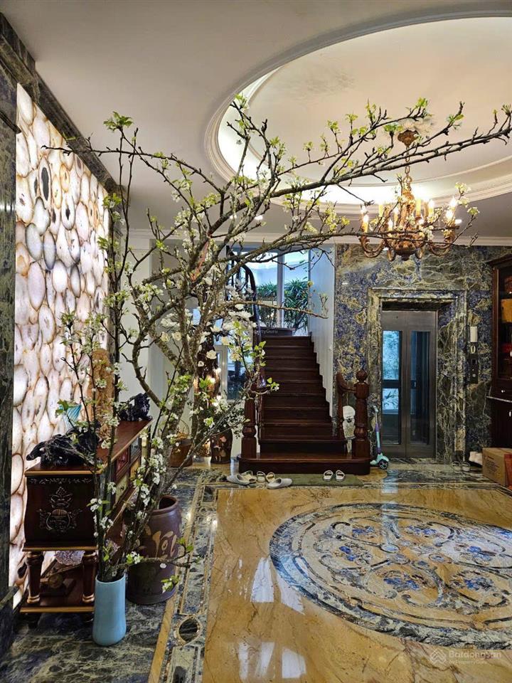 Bán biệt thự khu hoa lan vinhomes riverside long biên  340m², thang máy. giá tốt.