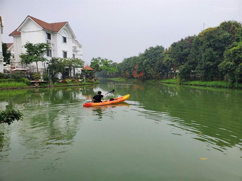 Bán biệt thự khu hoa lan vinhomes riverside long biên  340m², thang máy. giá tốt.