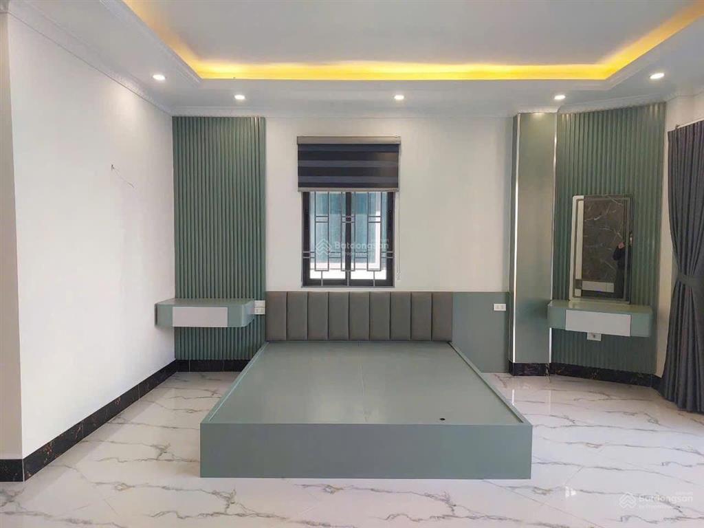 Bán nhà viêt hưng  gần bic long biên  thang máy  full nội thất. dt 50m2, 6 tầng, mt 4m