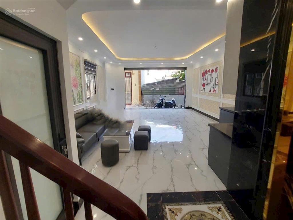 Bán nhà viêt hưng  gần bic long biên  thang máy  full nội thất. dt 50m2, 6 tầng, mt 4m