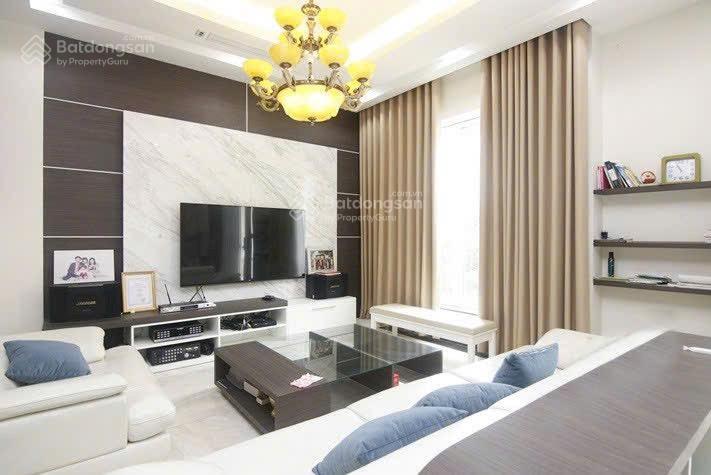 Cần cho thuê căn biệt thự khu anh đào  vinhomes long biên. dt 160m², mt 9m, full nội thất.