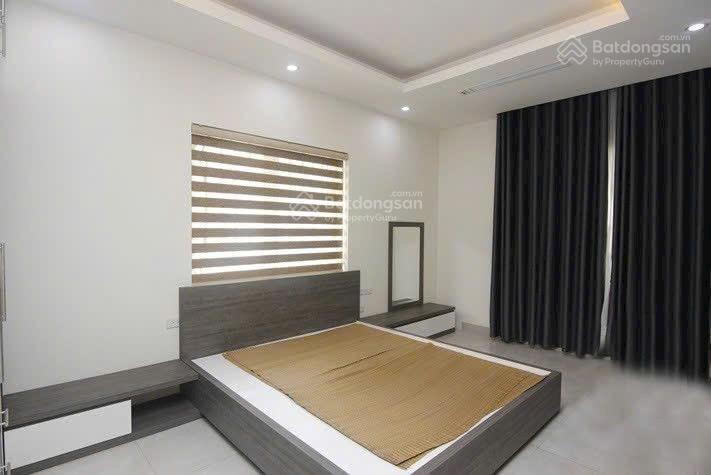 Cần cho thuê căn biệt thự khu anh đào  vinhomes long biên. dt 160m², mt 9m, full nội thất.