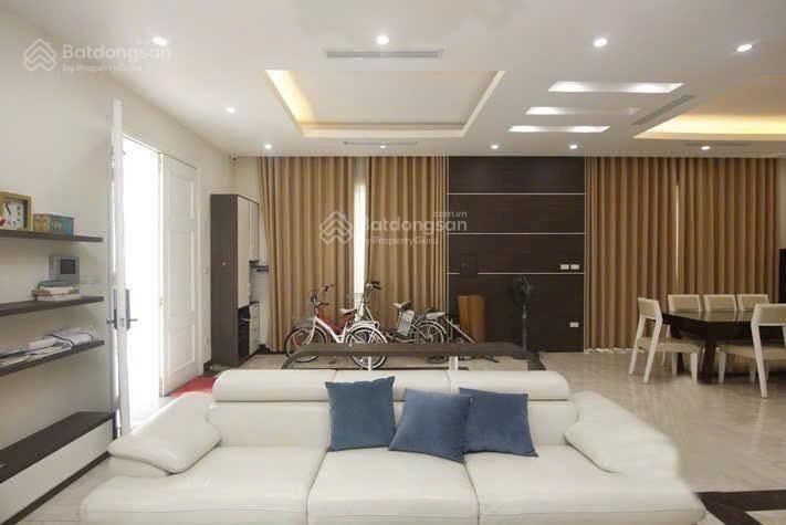Cần cho thuê căn biệt thự khu anh đào  vinhomes long biên. dt 160m², mt 9m, full nội thất.