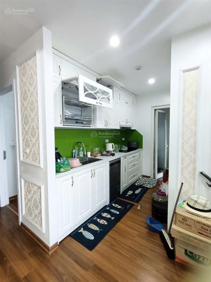 Tôi cần bán gấp căn chung cư ecohome phúc lợi  full nội thất đẹp. dt 68m2, 2 phòng ngủ, 2vs